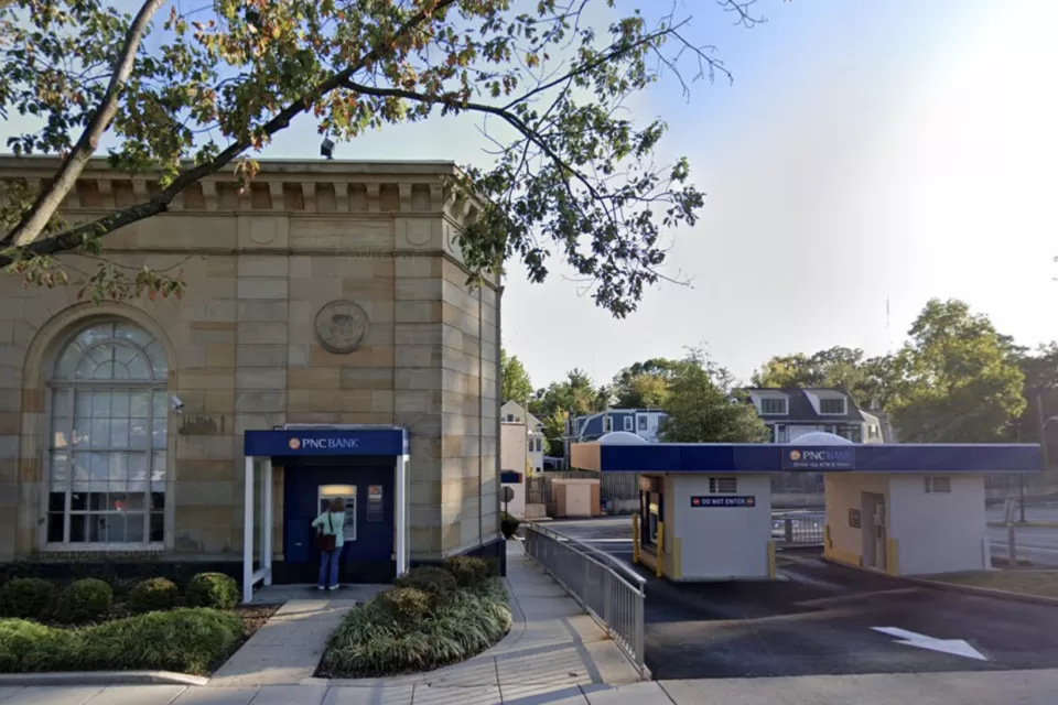 Google street view of historic one-story Chase Bank building (now PNC Bank) in Washington, D.C. with drive-through banking kiosk